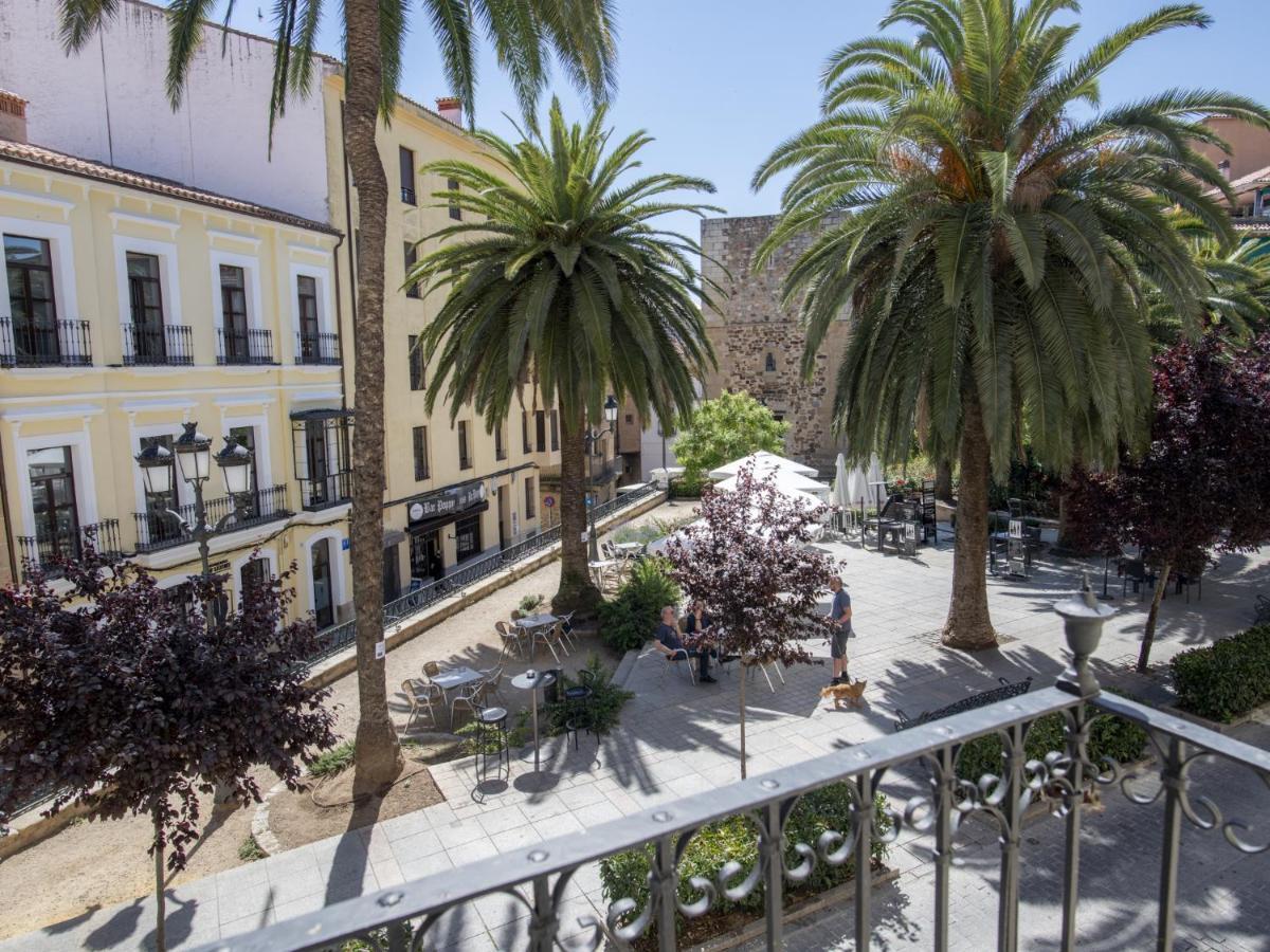 Elegante Apartamento para 5 en el centro de Cáceres con wifi Exterior foto