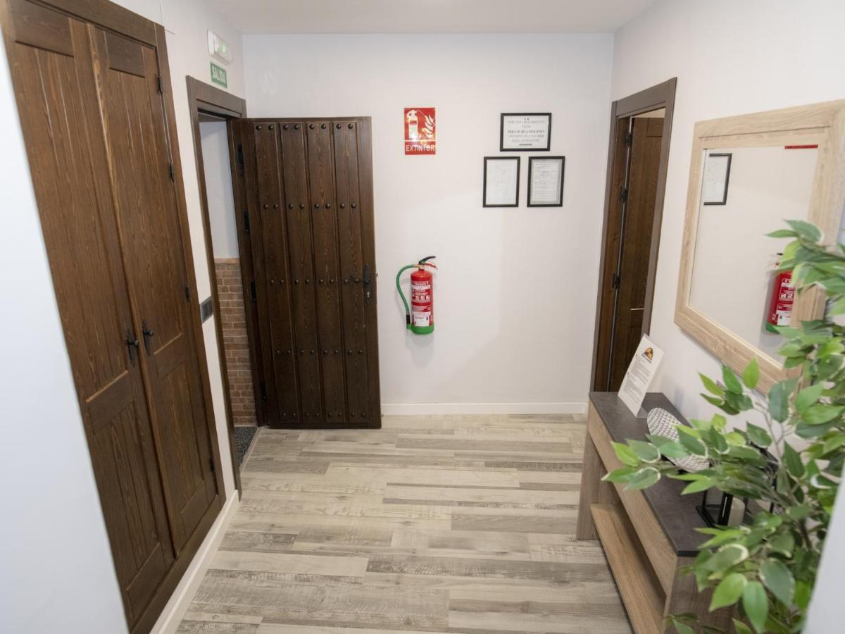 Elegante Apartamento para 5 en el centro de Cáceres con wifi Exterior foto