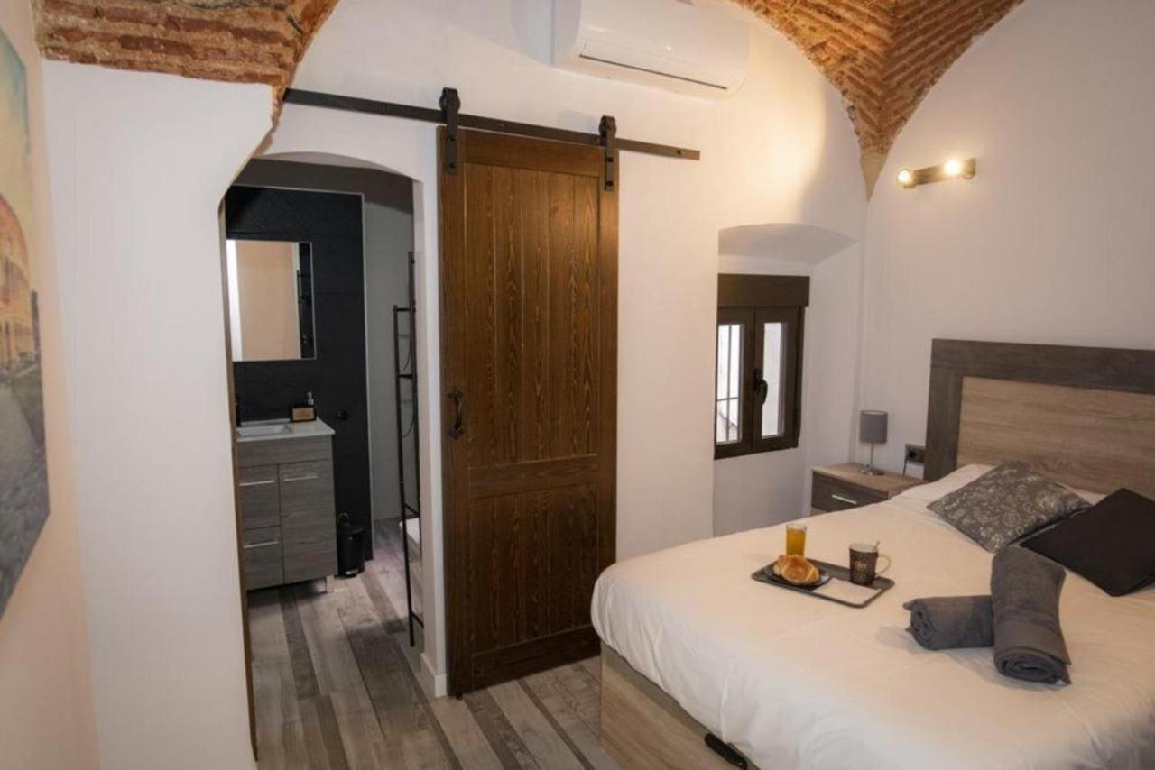 Elegante Apartamento para 5 en el centro de Cáceres con wifi Exterior foto